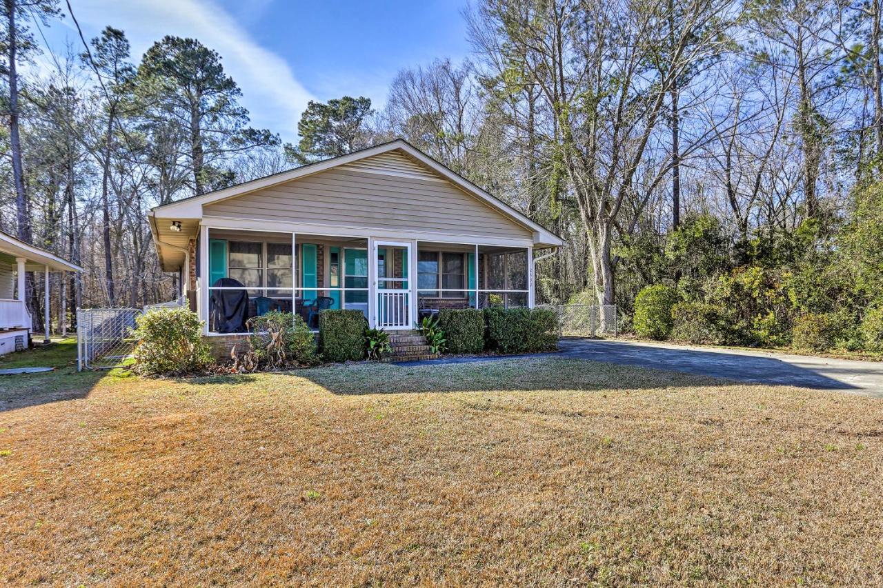 Lake Waccamaw Home With Fenced Yard And Shared Pier! Esterno foto